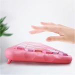 XYLXJ Juego de teclado y ratón inalámbricos – Teclado mecánico de 2,4 GHz para computadora con mouse inalámbrico compacto y teclas multimedia dedicadas (color: azul) (rosa) - Imagen 4
