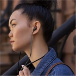 Beats Auriculares inalámbricos Flex – Chip Apple W1, Auriculares magnéticos, Bluetooth de Clase 1, 12 Horas de Sonido ininterrumpido - Negro - Imagen 2