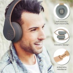 PowerLocus Auriculares Inalámbricos Diadema, Cascos Bluetooth con Micrófono Incorporado, Alta fidelidad Estéreo Plegables Cerrados, Micro SD/TF, FM para Móviles/TV/PC (Gris Asfalto) - Imagen 4
